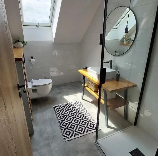 Po Schodech Nahoru Apartment